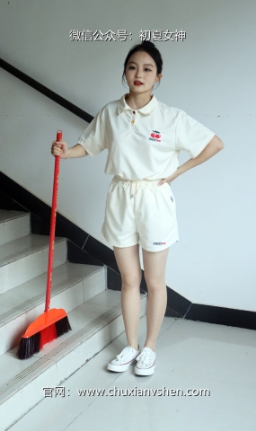 初夏女神 NO.025 (78) 双双 打扫教室