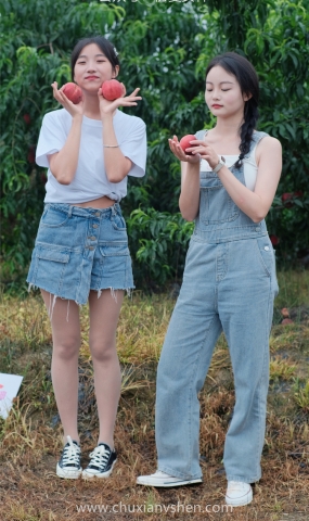 初夏女神 NO.055 双双&点点 桃园姐妹